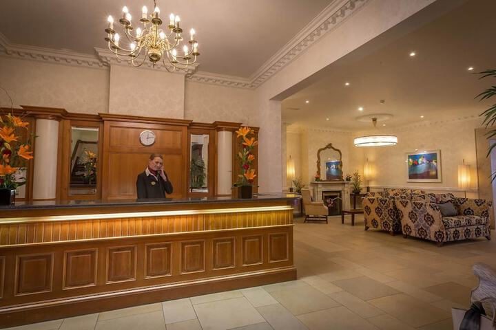 Hotel Lobby
