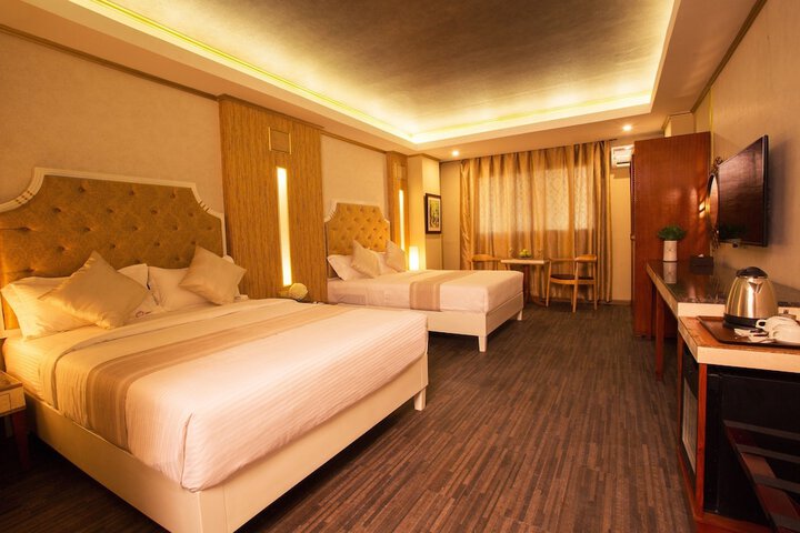 Room 14 of 31