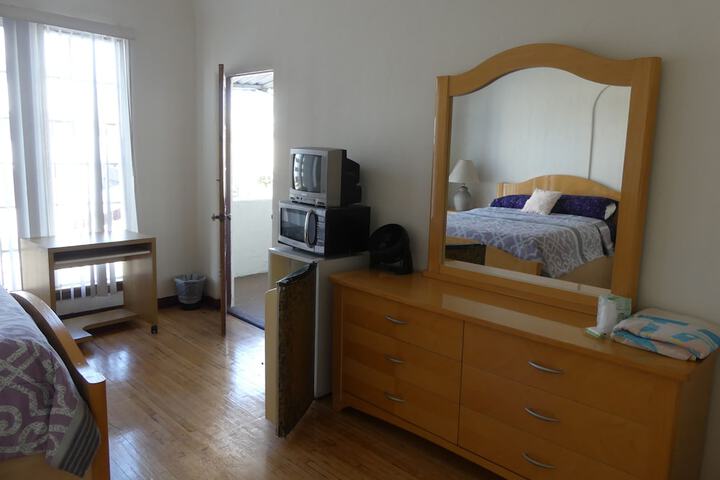 Room 10 of 57