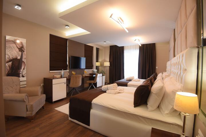 Room 12 of 58