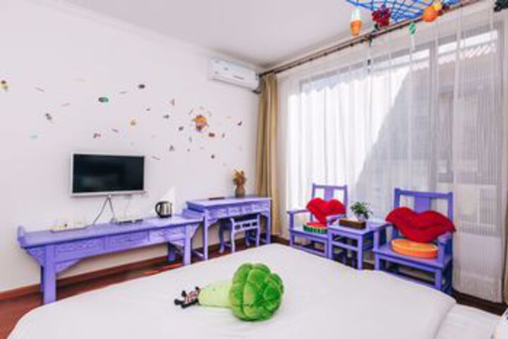 Room 44 of 54