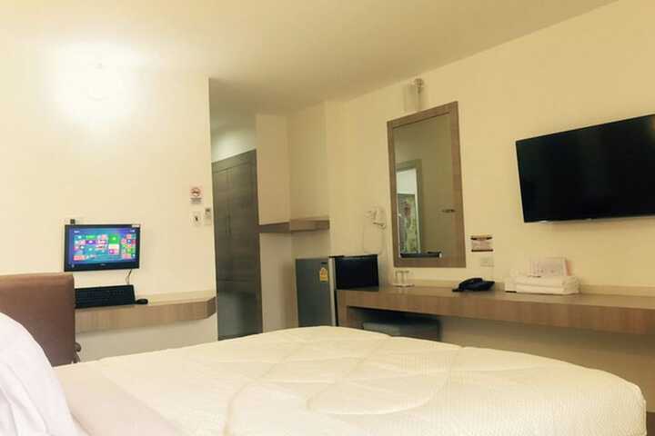 Room 15 of 29
