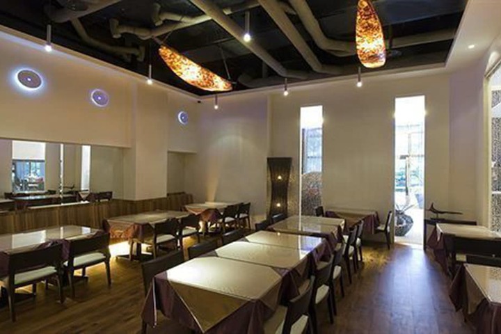 Dining Photos