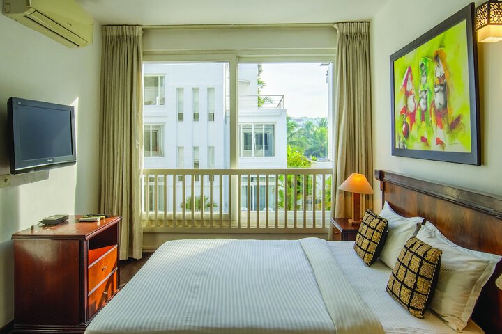 Room 6 of 21