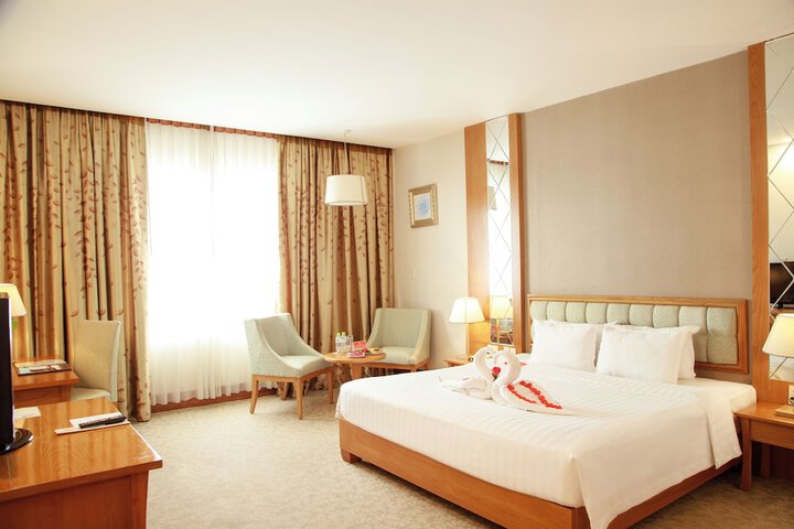 Room 12 of 78
