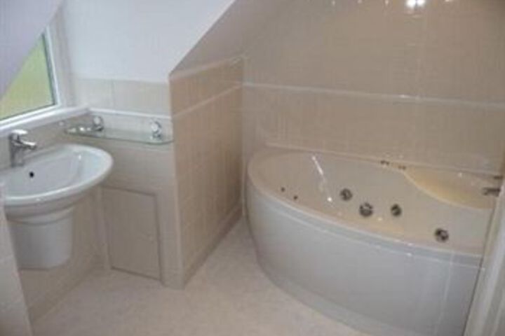 Room 2 of 13
