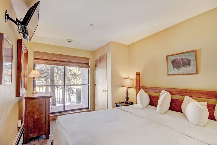 Room 3 of 30