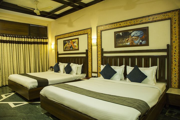 Room 3 of 51