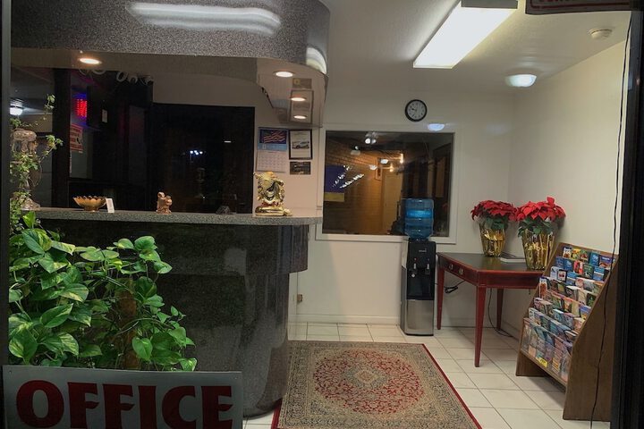 Hotel Interior 3 of 11