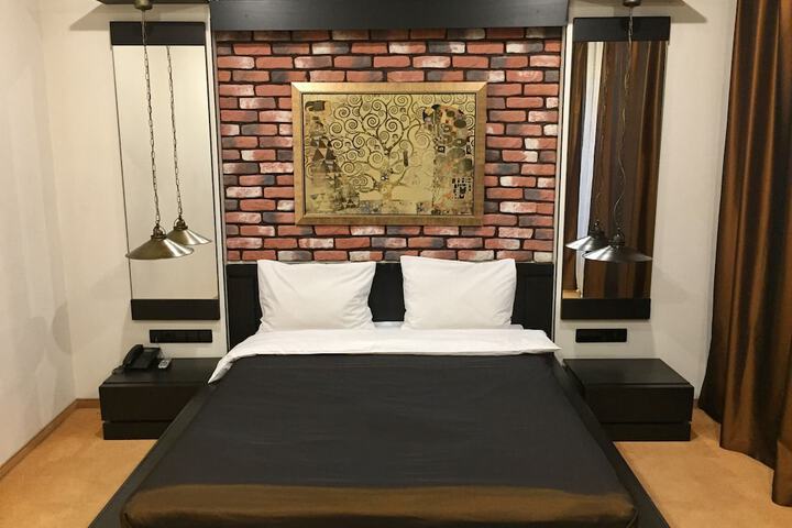 Room 19 of 58