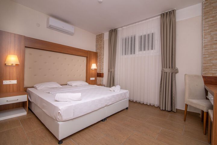 Room 10 of 52