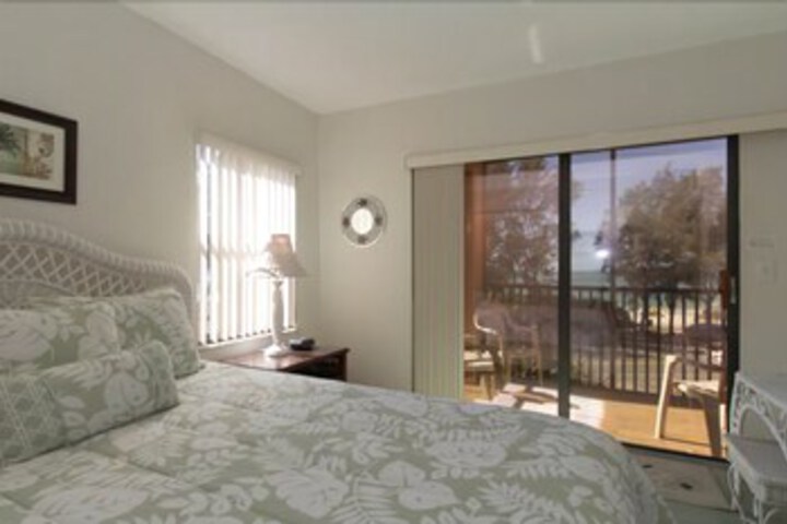Room 60 of 72