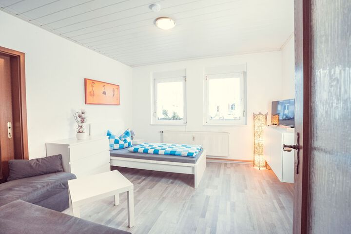 Room 15 of 38