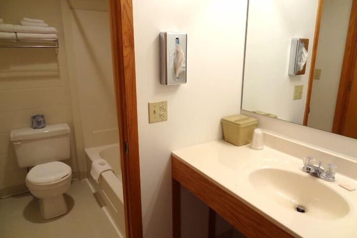 Room 14 of 23