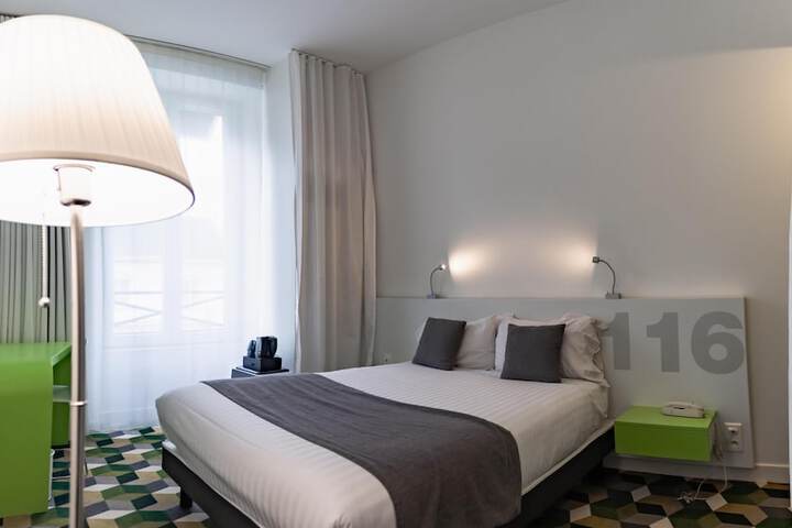 Room 15 of 60