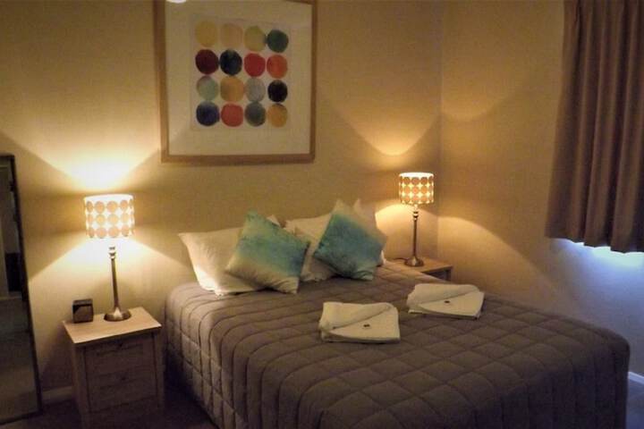 Room 16 of 33