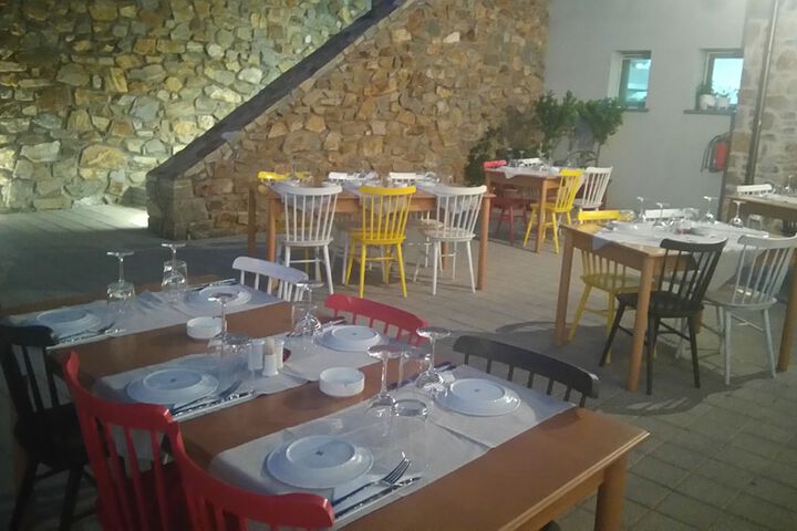 Dining 67 of 98