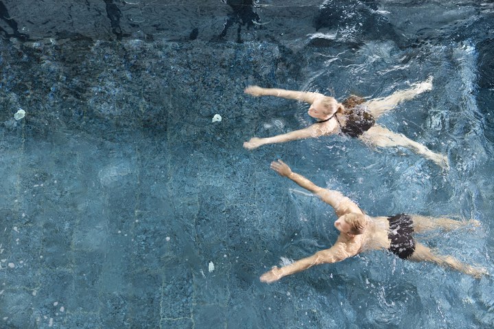 Hotel Pool