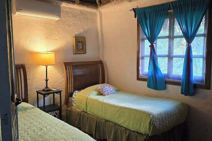 Room 48 of 138