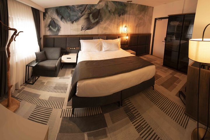 Room 14 of 129