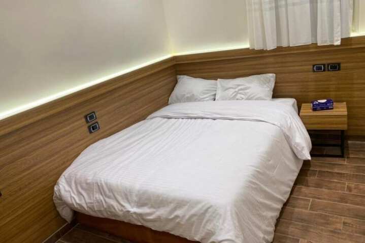 Room 40 of 101