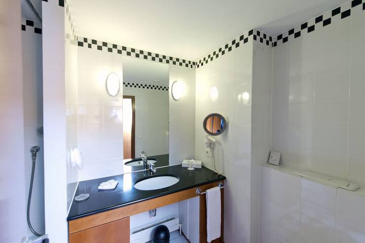 Bathroom Interior Photo