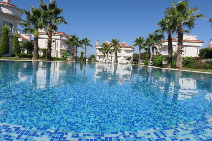 Pool 63 of 96