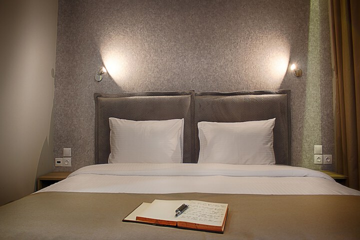 Room 5 of 27