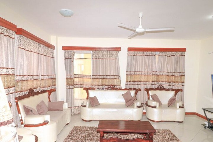 Room 122 of 190