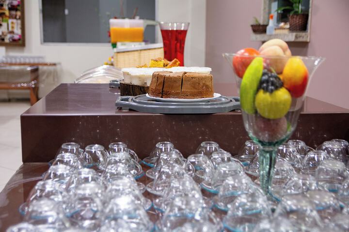 Breakfast/Coffee Service 15 of 26