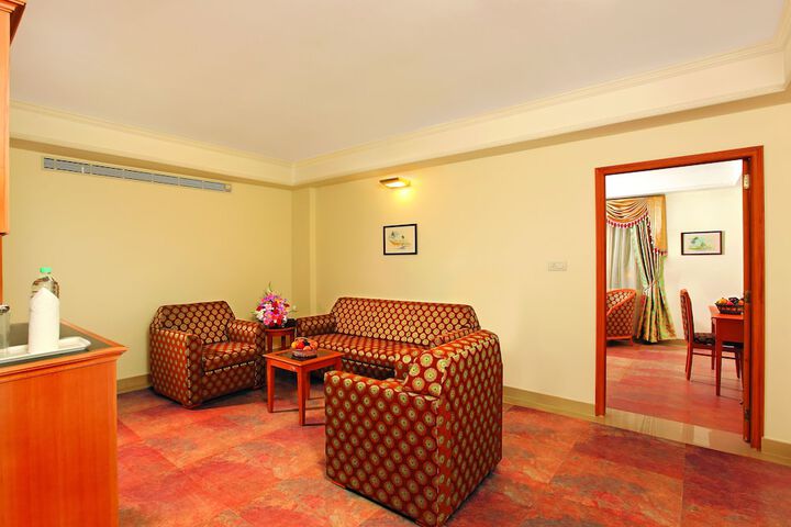 Room 11 of 31