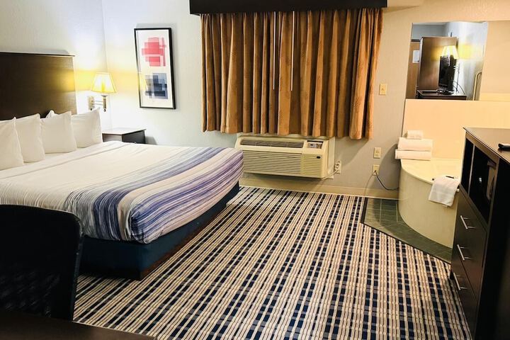 1 King Bed Mobility Accessible (8 of 23)