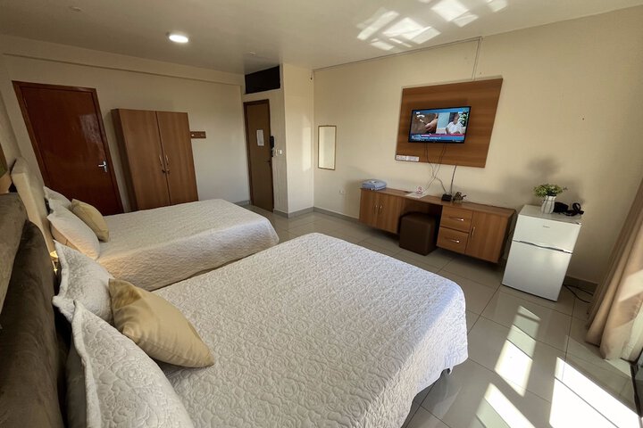 Room 6 of 26
