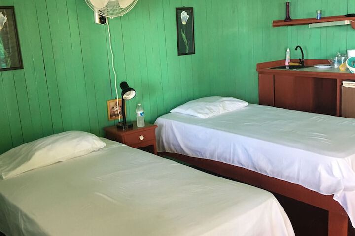 Room 4 of 54
