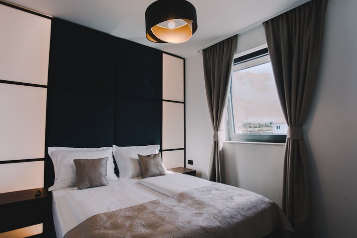 Room 20 of 58