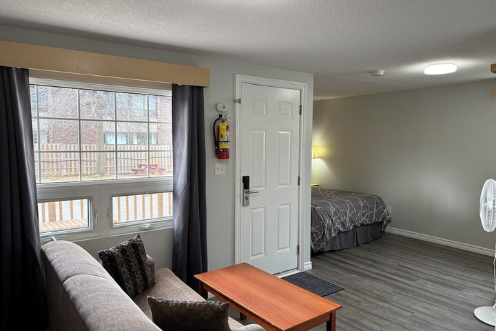 Room 60 of 118