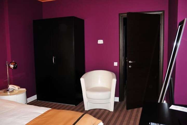 Room 14 of 75