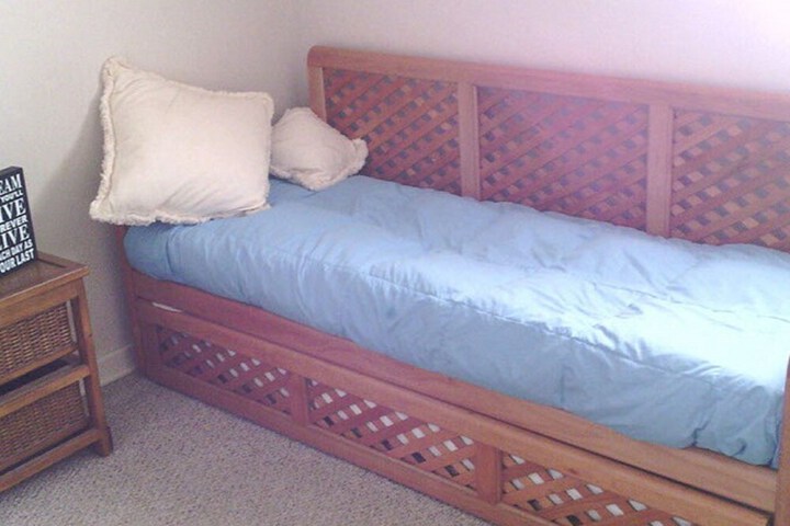 Room 8 of 42