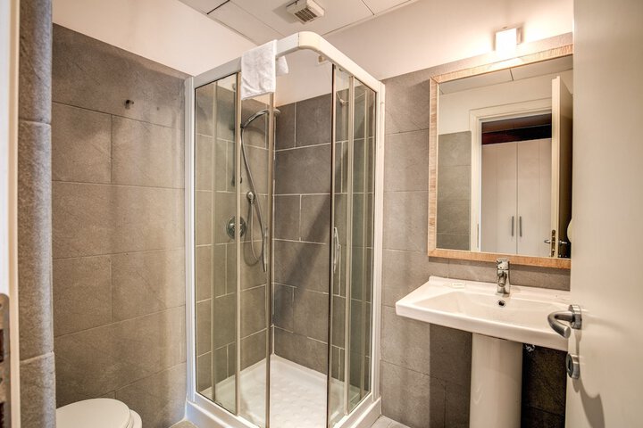 Clean Restrooms