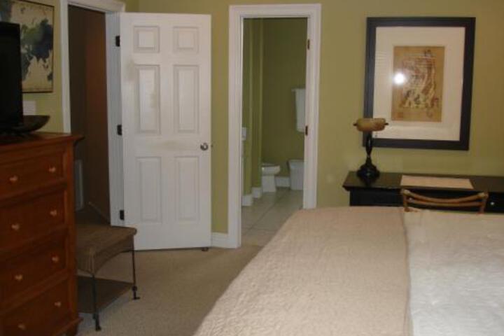 Morgantown Beach House 2.5 Baths Beachview in Gulf Shores, AL