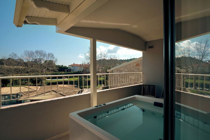 Pool 65 of 86