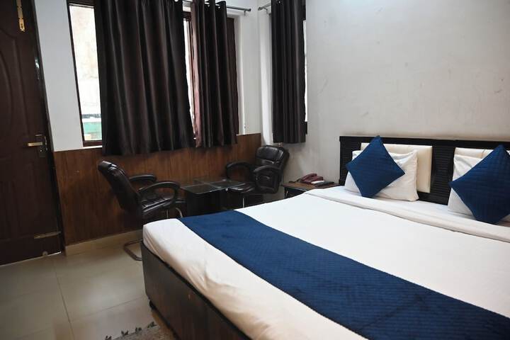 Room 7 of 26