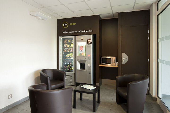 Snack bar