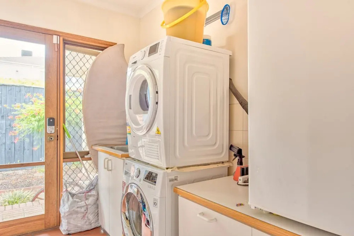 Spacious family home St. Kilda