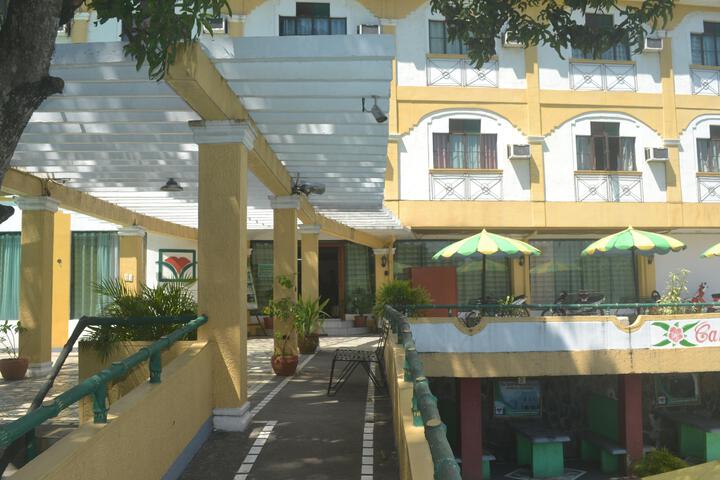 Femar Garden Hotel & Convention Center