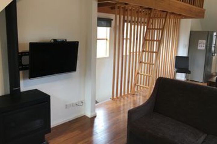 Room 6 of 6
