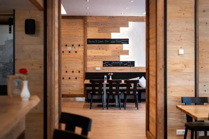 General 16 of 61