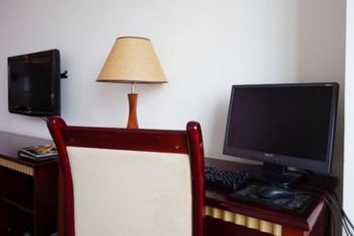 Room 30 of 68