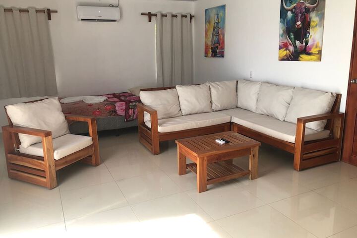 Room 12 of 40
