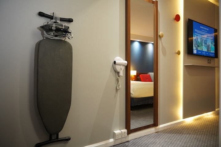 Room 11 of 58
